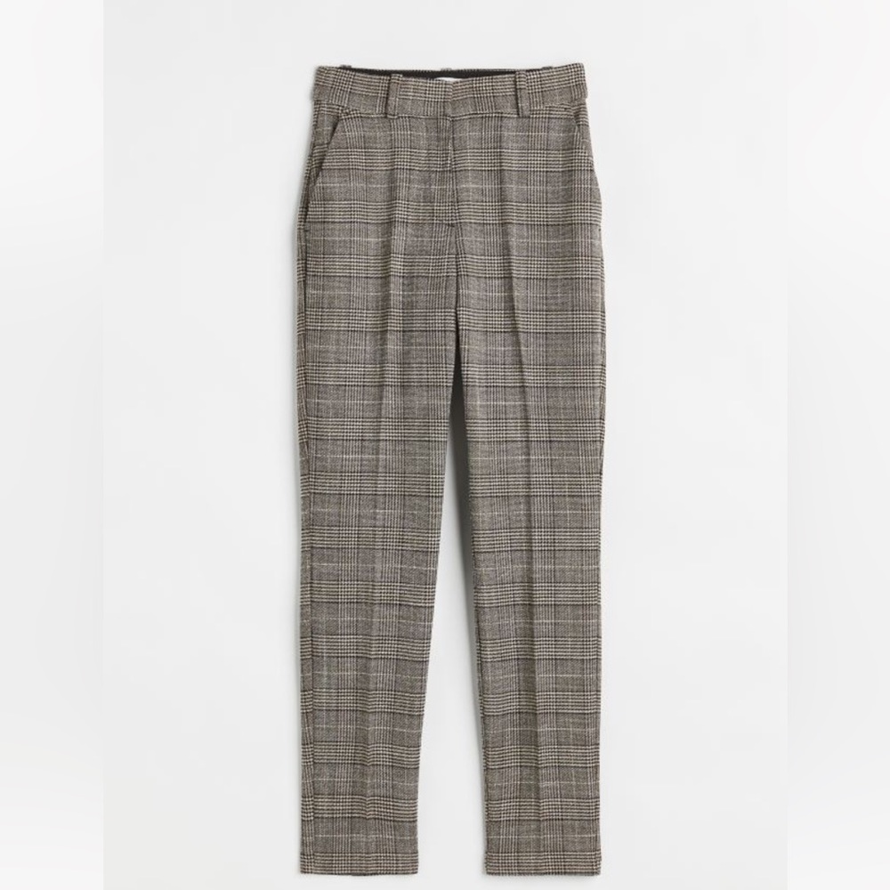 NWT: Grey and black plaid slacks with elasticized waistband. From H&M